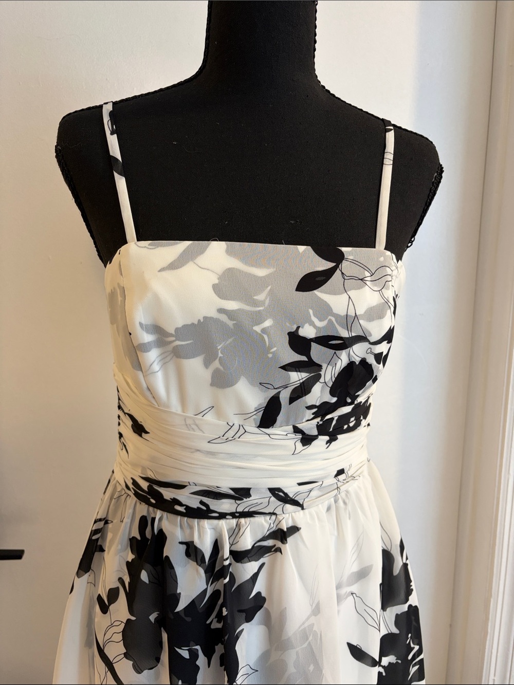 Ann Taylor Petites strapless black and white mini dress size 4 - Picture 2 of 11